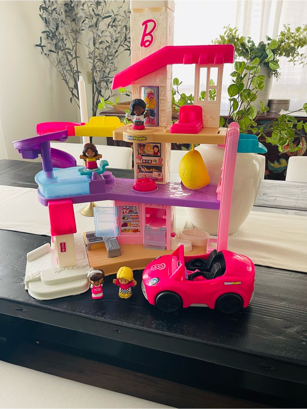 Barbie dream house little people set